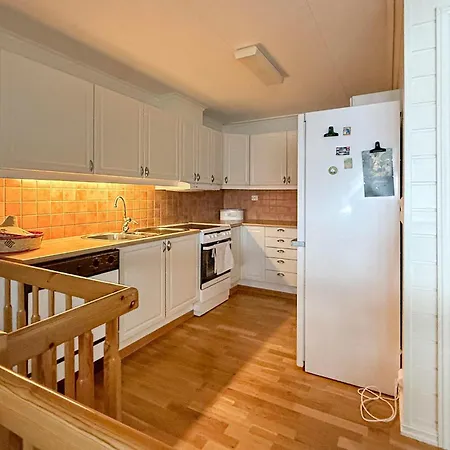 Appartement 4 Bedroom In Skartveit *
